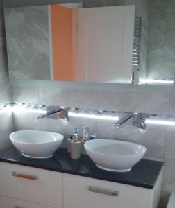 Cool white LED feature light makes porcelain gleam