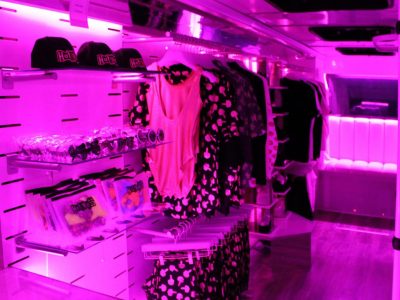 hotmess tour bus