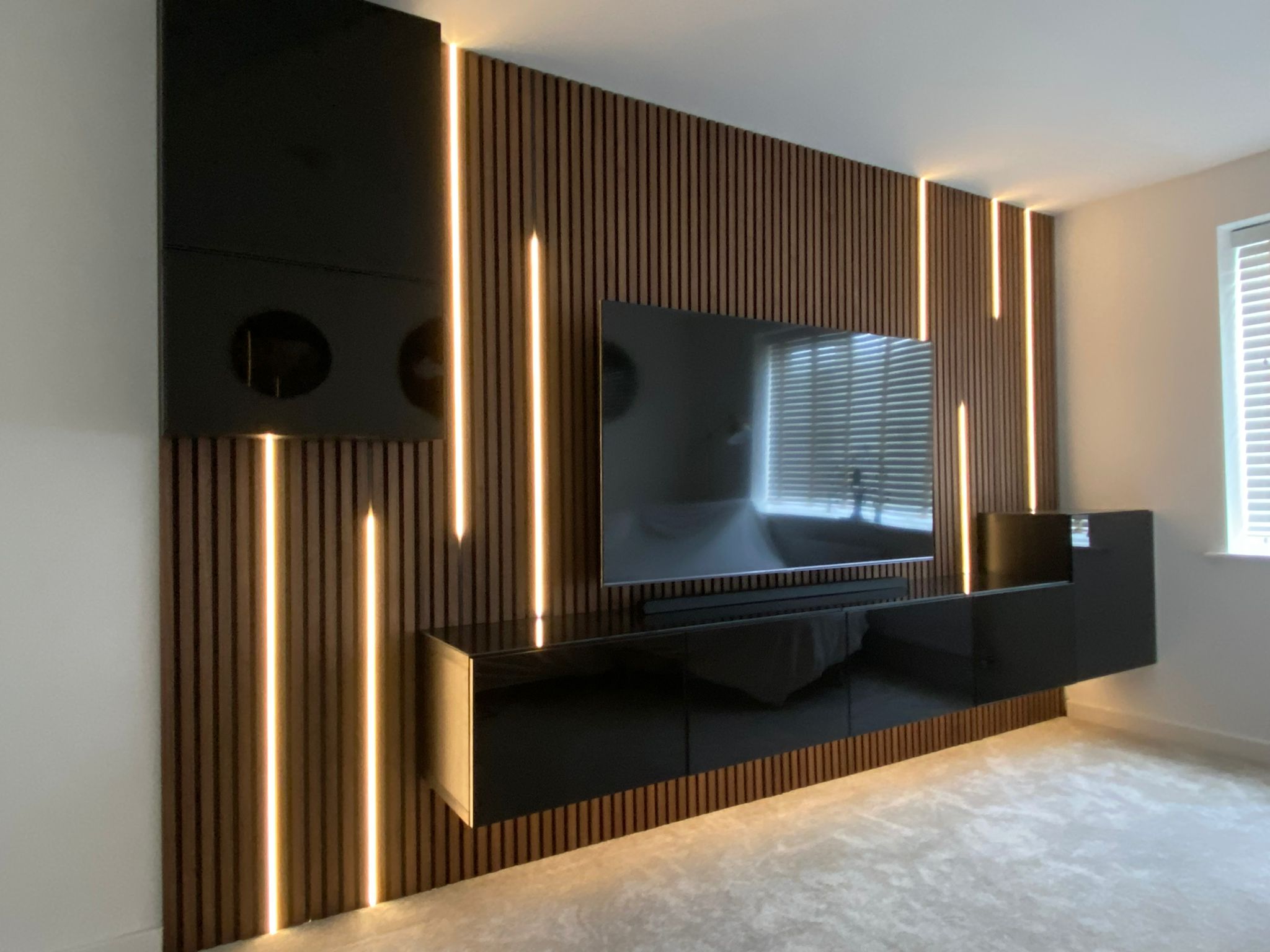 Acoustic/Slat Wall LED Profile (2.4m) (Black) - Image 4