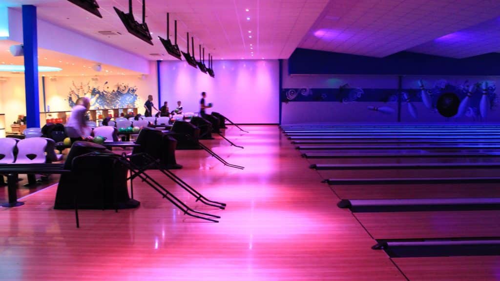 Rogue Bowling Alley with LED Tape in pink/blue